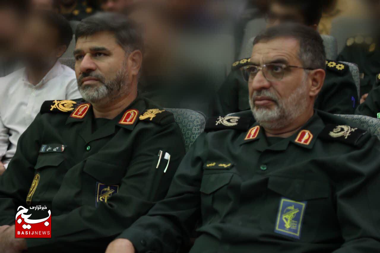 هدف دشمن در دو جنگ‌ تحمیلی تجزیه ایران بود
