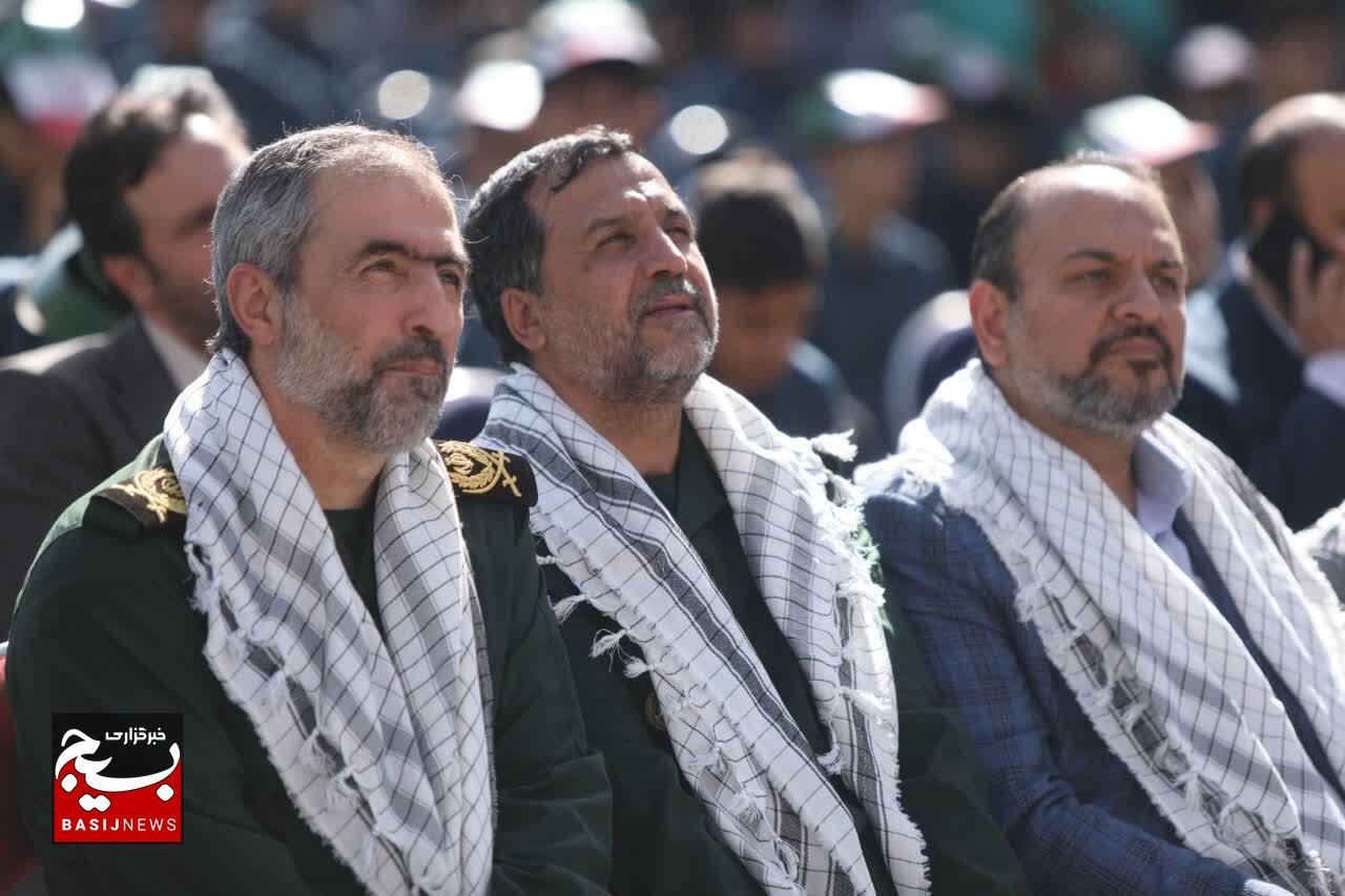 آیین یادواره‌های مدرسه‌ای؛ گرامیداشت شهدای دانش‌آموز