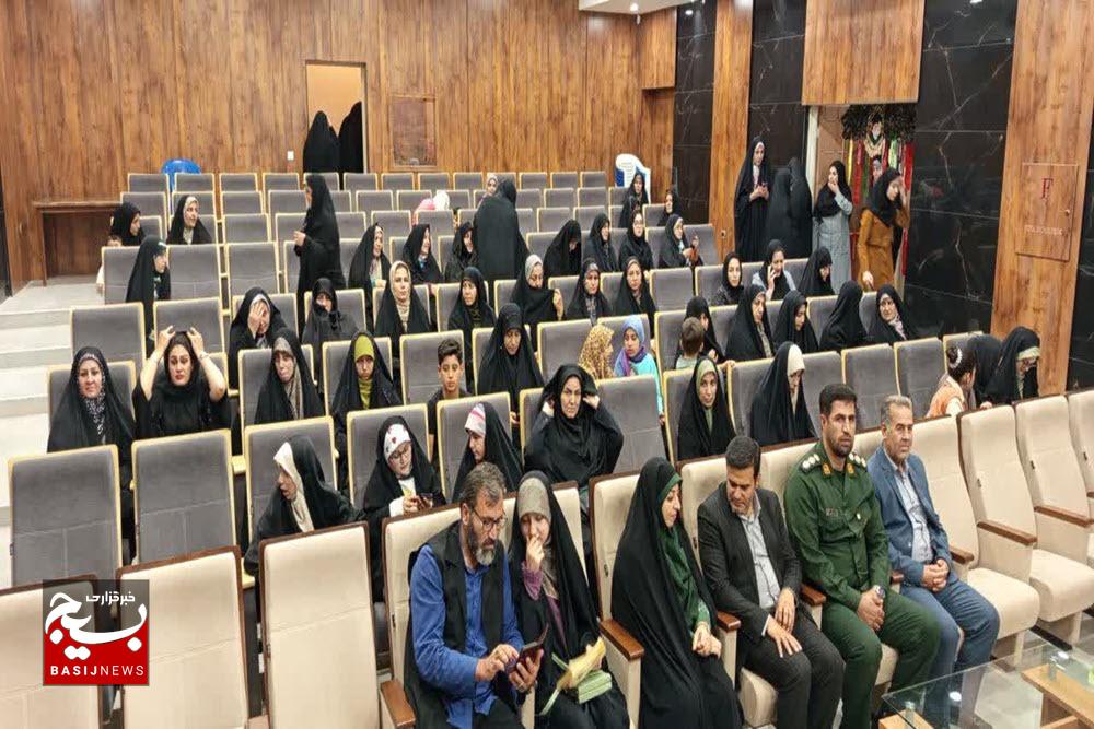 دفاع مقدس، صحنه نمایش اوج ایثار، گذشت و خودباوری بود