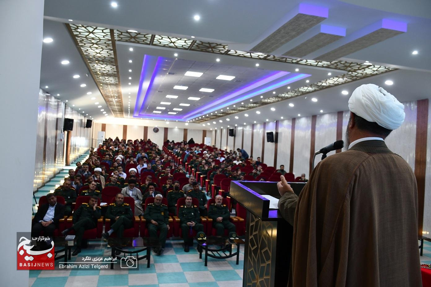 برگزاری همایش گفتمان سازی قرآن در سپاه فتح استان + ( تصاویر)
