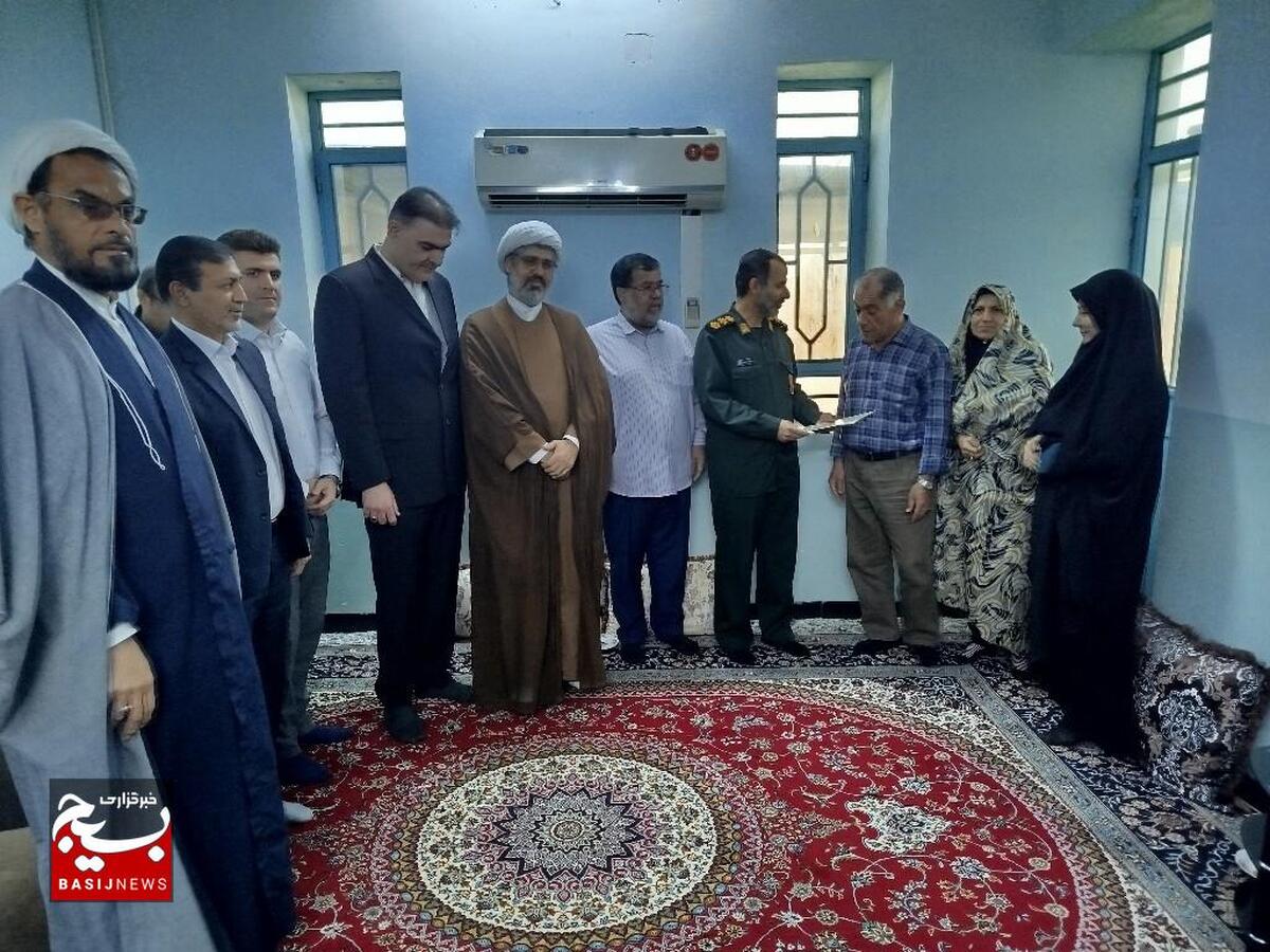 تجلیل مدیران علوم پزشکی بوشهر از رزمندگان دفاع مقدس در آیین پاسداشت ایثارگران