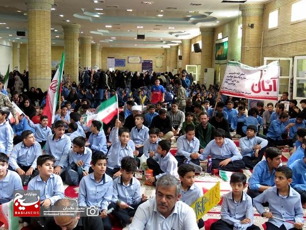 راهپیمایی روز ۱۳ آبان در بندر کنگان برگزار شد