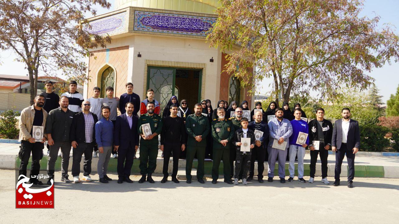 قهرمانان و مدال‌آوران بسیجی در قزوین تجلیل شدند