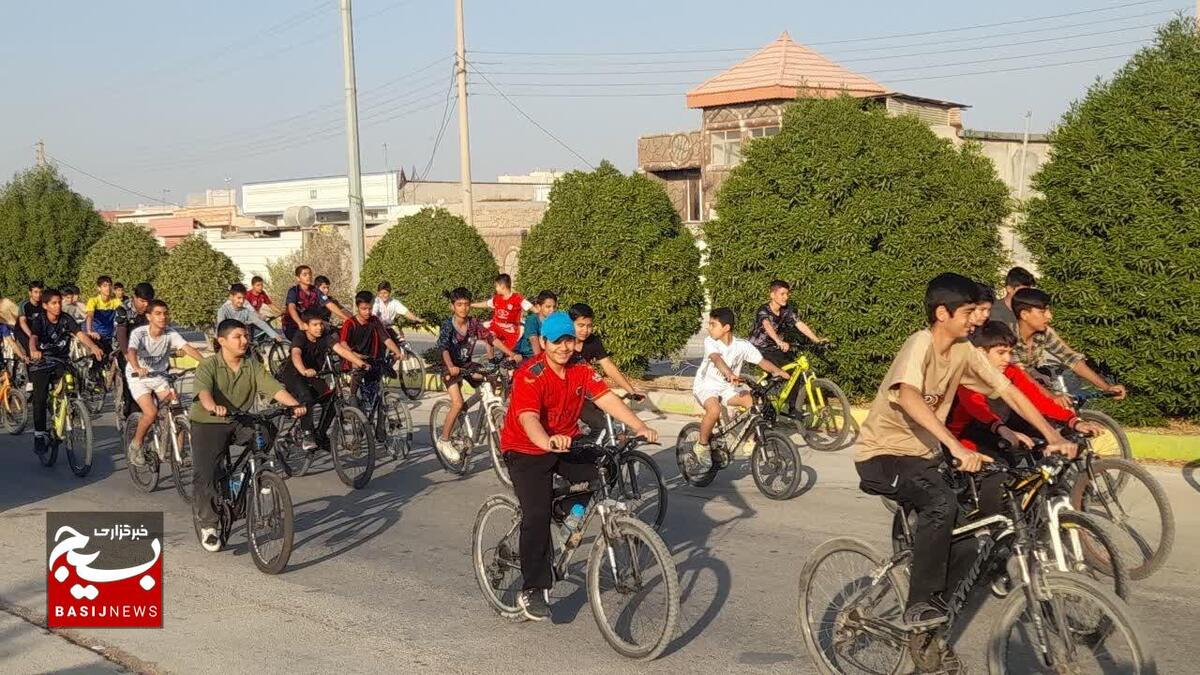 همایش دوچرخه‌سواری به مناسبت هفته تربیت بدنی برگزار شد