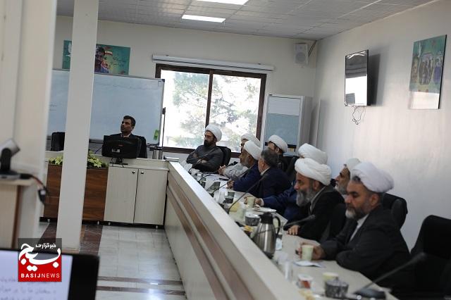 جلسه تخصصی مسئول نمایندگی ولی فقیه با مسئول تایید محتوای کل سپاه