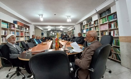 برگزاری جلسه کتاب خوانی ادبیات پایداری به مناسبت هفته بسیج