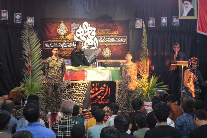 گوشه‌هایی از مراسم استقبال از شهید گمنام در بخش ساحلی دلوار