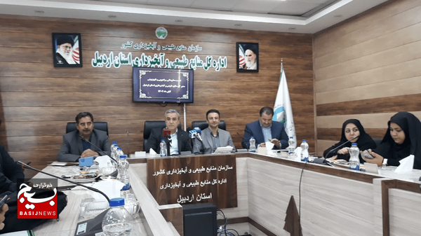 جلوگیری از ورود خودروهای آفرود به اراضی جنگل فندوقلو جلوگیری از ورود خودروهای آفرود به اراضی جنگل فندوقلو