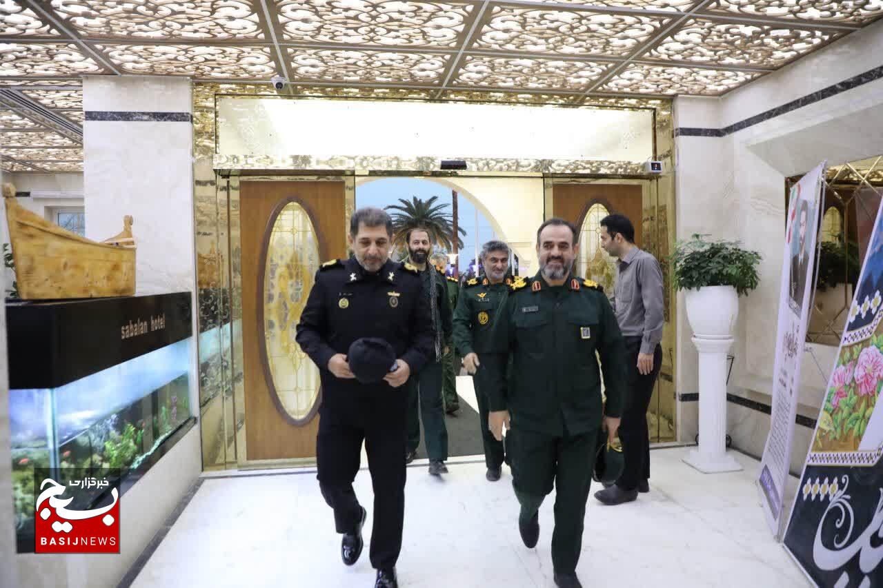 دیدار فرمانده سپاه قدس گیلان با فرمانده منطقه چهارم دریایی امام رضا(ع) نیروی دریایی ارتش در انزلی دیدار فرمانده سپاه قدس گیلان با فرمانده منطقه چهارم دریایی امام رضا(ع) نیروی دریایی ارتش در انزلی