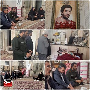 دیدار جانشین فرمانده سپاه پیشوا با مادر شهید محمد انصاری