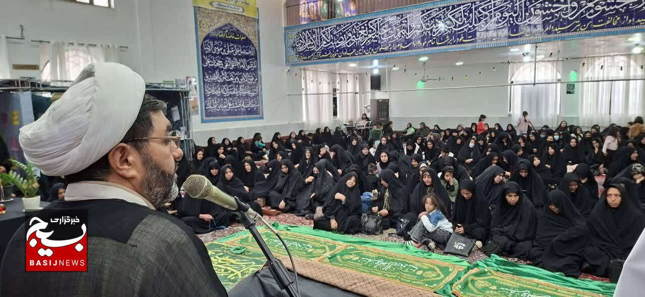 مادران و همسران شهدا، «ستونِ» ولایت در سنگر حیا و جهاد تبیین هستند