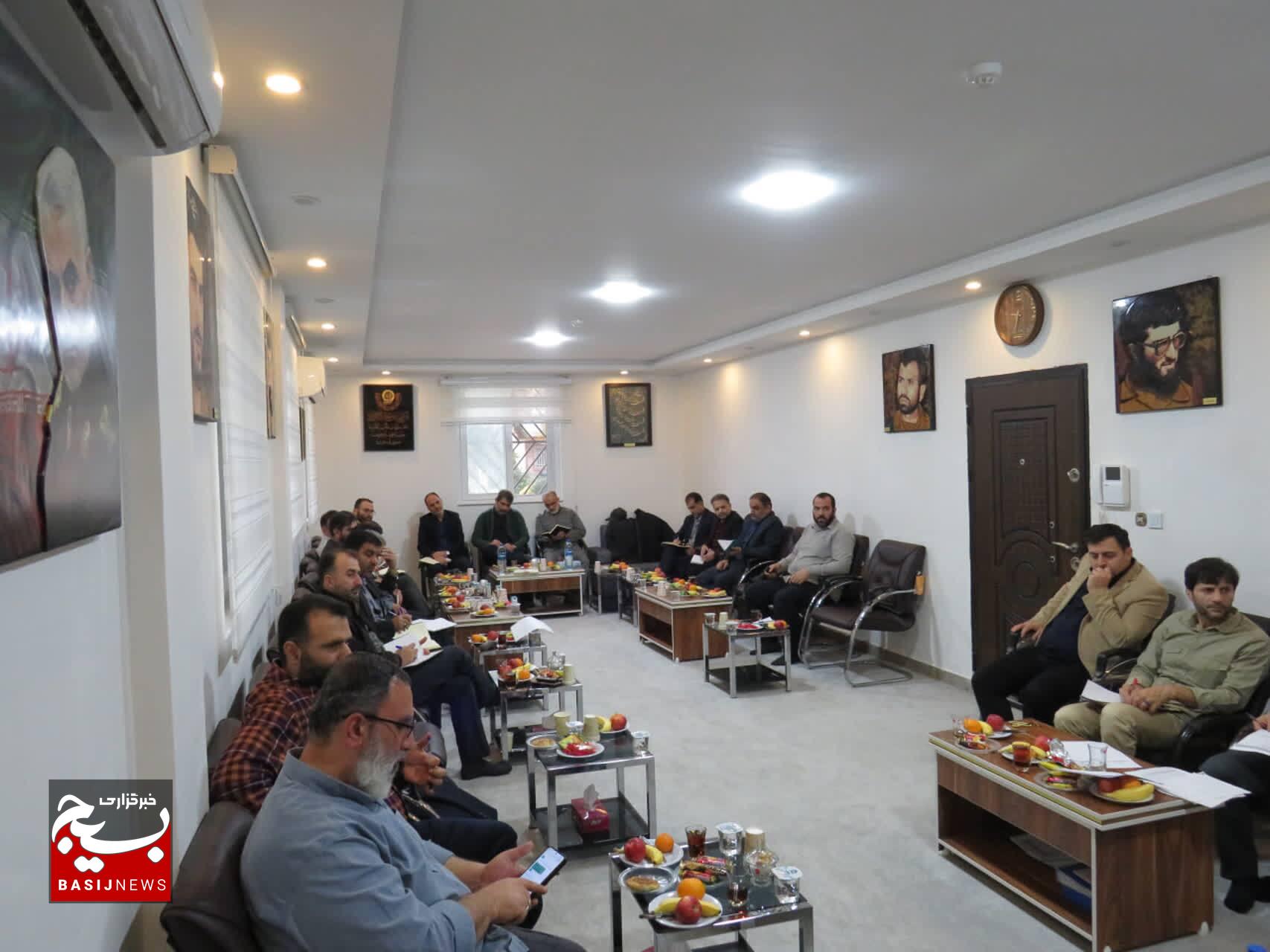 هیئتهای اندیشهورز نقش اصلی در جهتدهی برنامههای بسیج دارند هیئتهای اندیشهورز نقش اصلی در جهتدهی برنامههای بسیج دارند