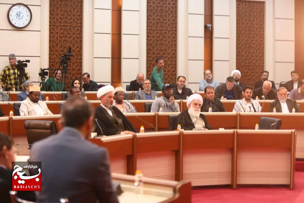 نشست تخصصی «بررسی ابعاد بین‌المللی پیروزی جمهوری اسلامی ایران در نبرد با  رژیم متجاوز اسرائیل، آمریکا و حامیان استکبار جهانی در جنگ ۱۲ روزه»