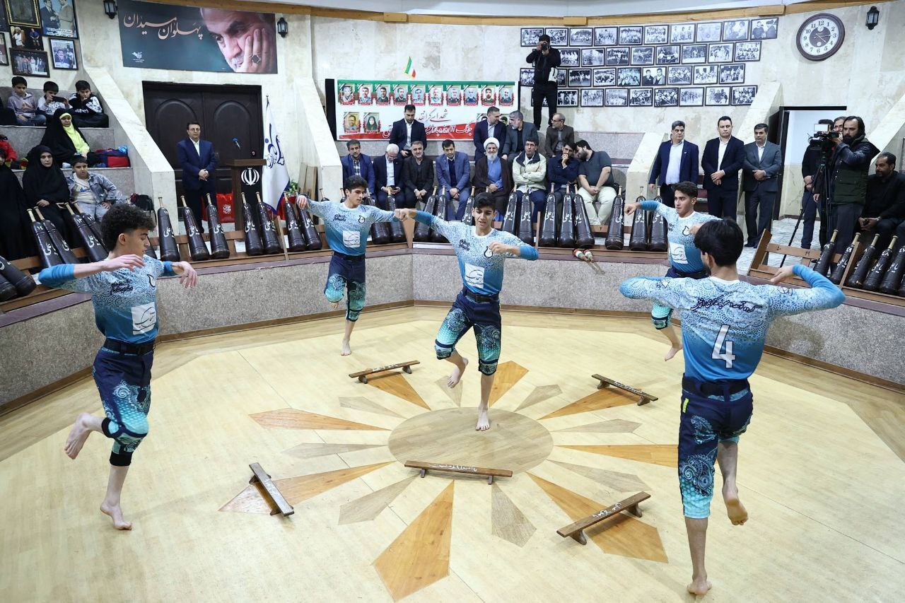 برگزاری مراسم تجلیل از همسران و مادران شهدای جنگ ۱۲ روزه با حضور مسئولان عالی ورزش + فیلم