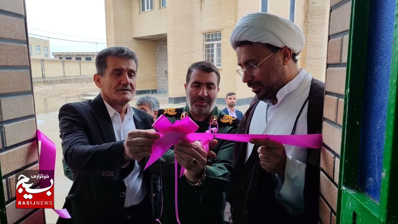 سه حوزه و پایگاه مقاومت بسیج در شهرستان بهمئی افتتاح شد سه حوزه و پایگاه مقاومت بسیج در شهرستان بهمئی افتتاح شد