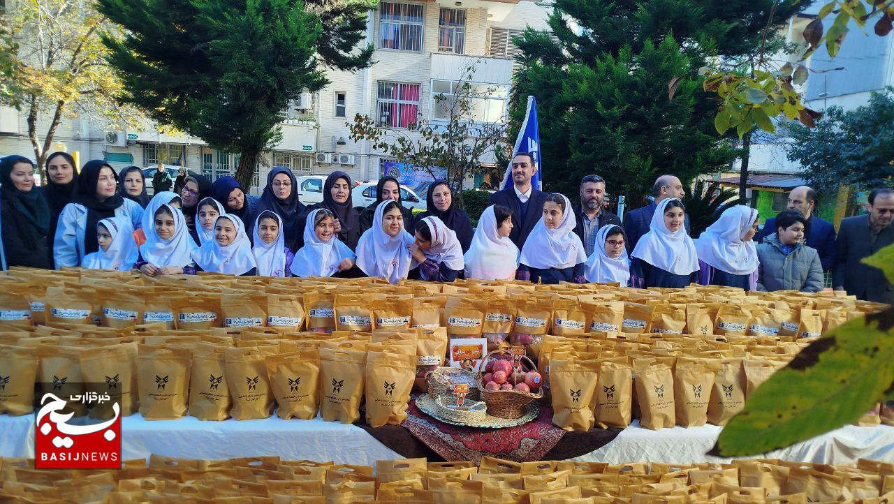 بیش از ۶۰۰بسته یلدایی در «پویش یلدای مهربانی » در رشت توزیع می شود بیش از ۶۰۰بسته یلدایی در «پویش یلدای مهربانی » در رشت توزیع می شود