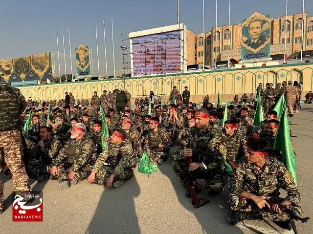 حضور گردان نمونه ناحیه حمزه سیدالشهدا در رزمایش اقتدار بسیج پایتخت
