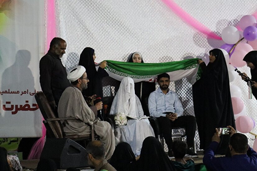 دیّر میزبان جشن ازدواج بی‌تکلّف