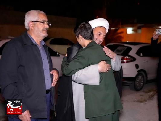 شهید سردار اسماعیل احمدی پاسدار تراز انقلاب اسلامی بود شهید سردار اسماعیل احمدی پاسدار تراز انقلاب اسلامی بود