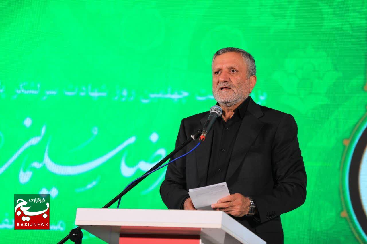 شهید غلامرضا سلیمانی دارای قلبی گشاده و فکری پویا بود/ هرچه جایگاه و درجه این شهید بالاتر میرفت، فروتنتر میشد شهید غلامرضا سلیمانی دارای قلبی گشاده و فکری پویا بود/ هرچه جایگاه و درجه این شهید بالاتر میرفت، فروتنتر میشد