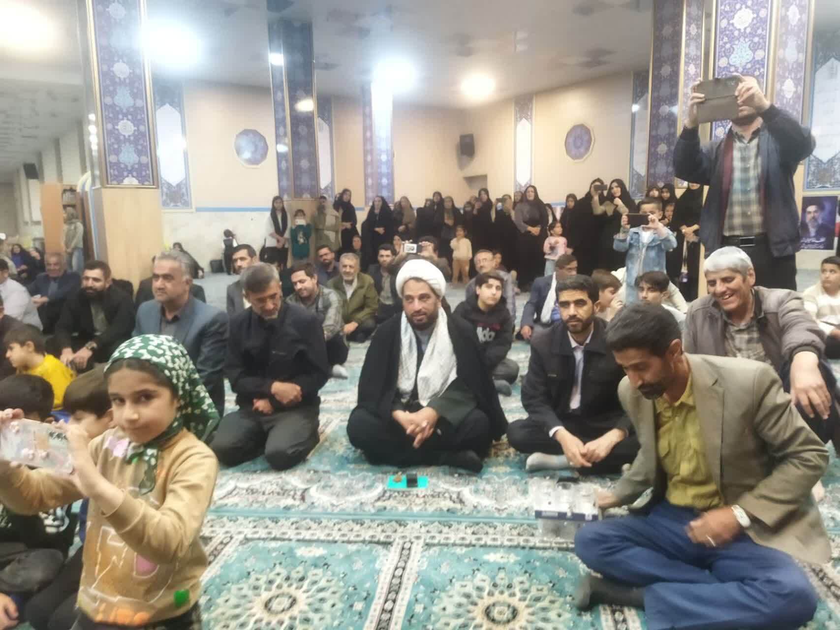 مکتب شهید مطهری، الگوی بصیرتافزایی در مسیر گام دوم انقلاب است