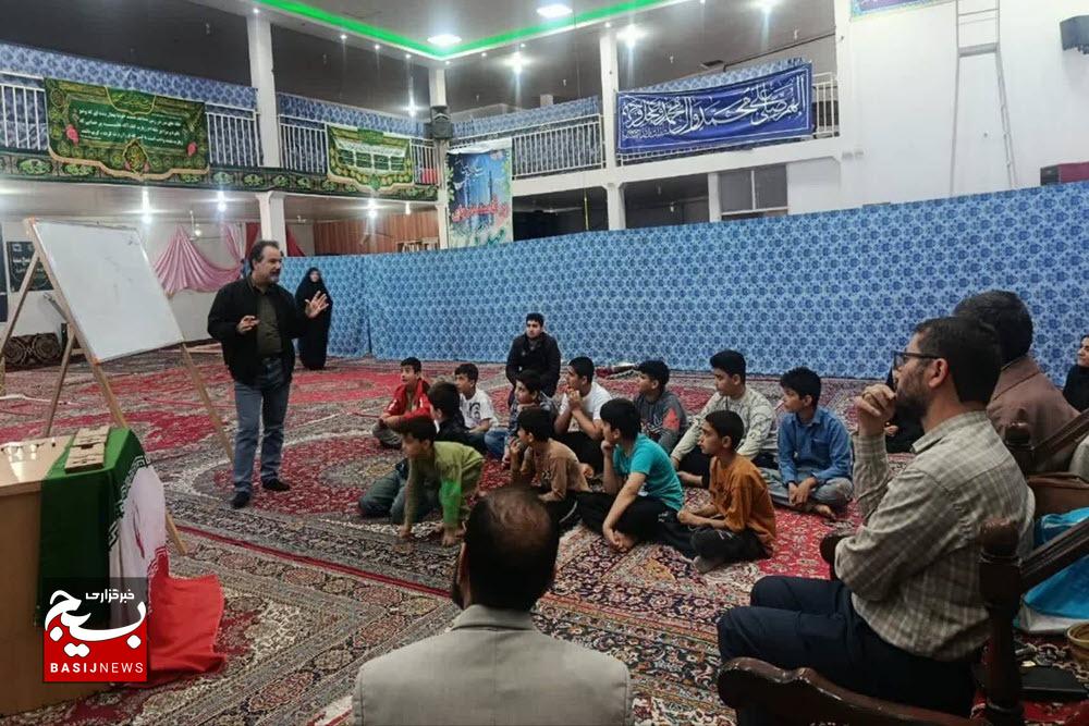 برگزاری برگ دوم رواق کودک در محله زرینی ملایر