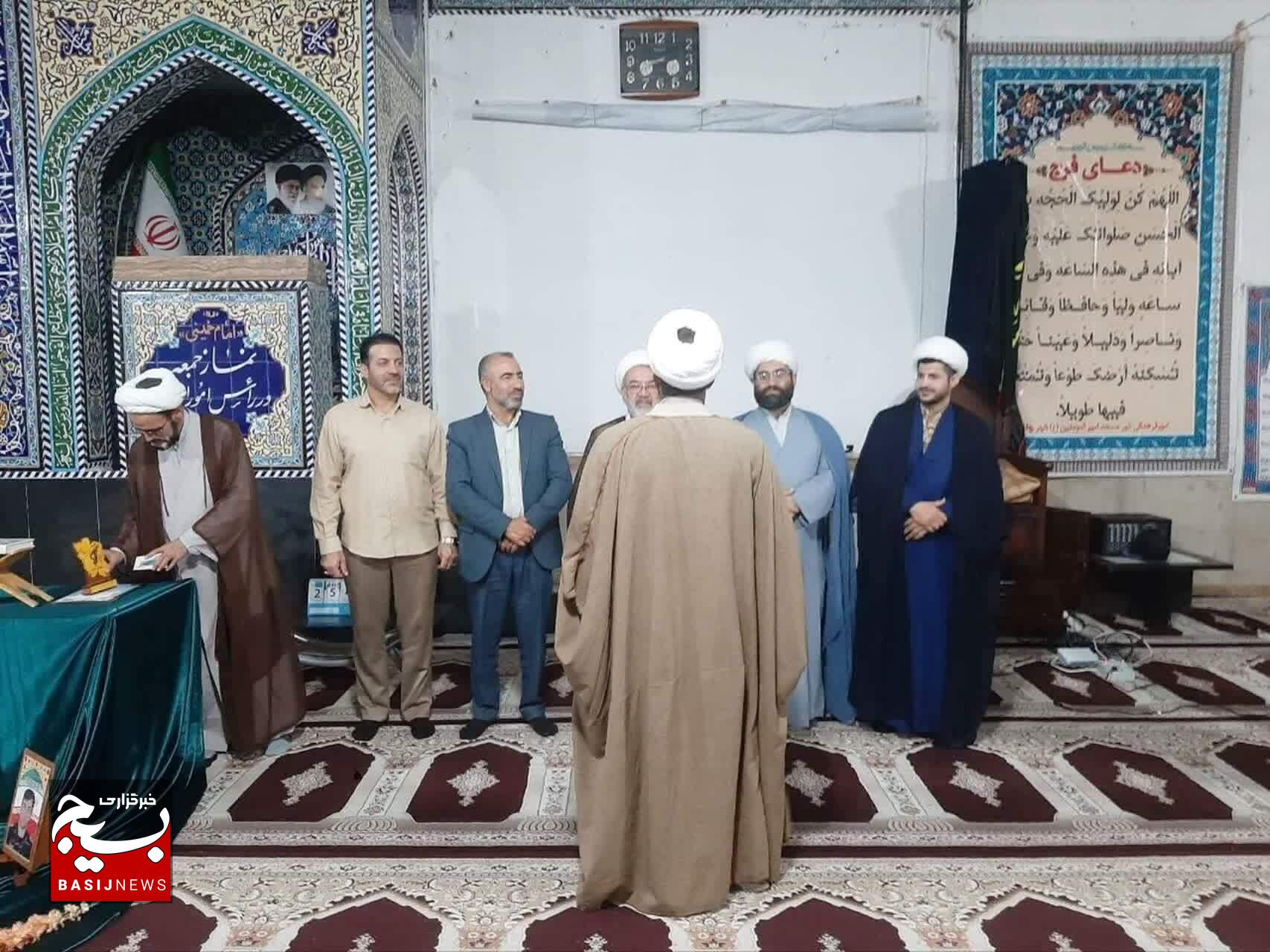 تجلیل از ۳۷ فعال فرهنگی و عقیدتی سیاسی رومشکان با حضور حجت‌الاسلام والمسلمین مفید