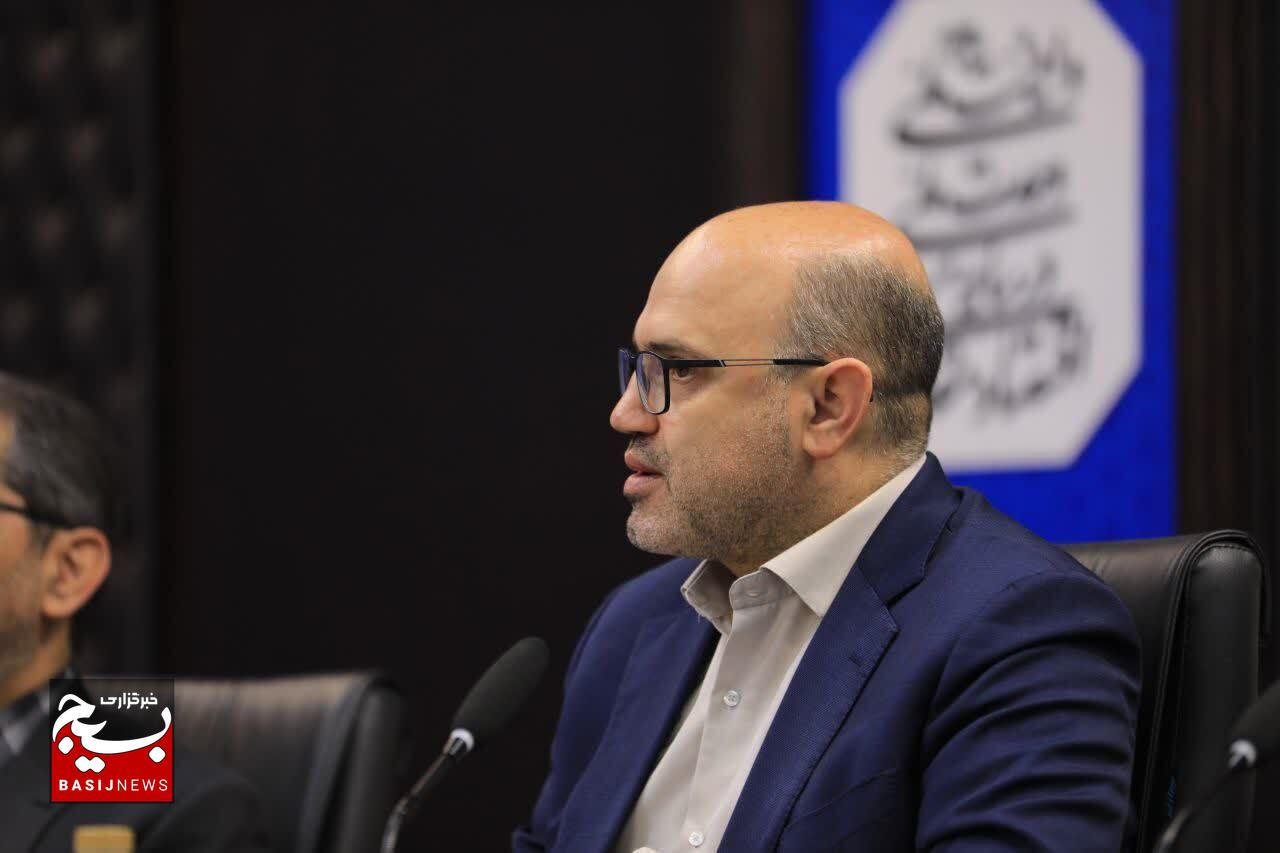 اعلام آمادگی بسیج برای کمک به دولت در تأمین کالا‌های اساسی و کنترل بازار / تقدیر از عملکرد وزارت صمت در ایام جنگ رمضان