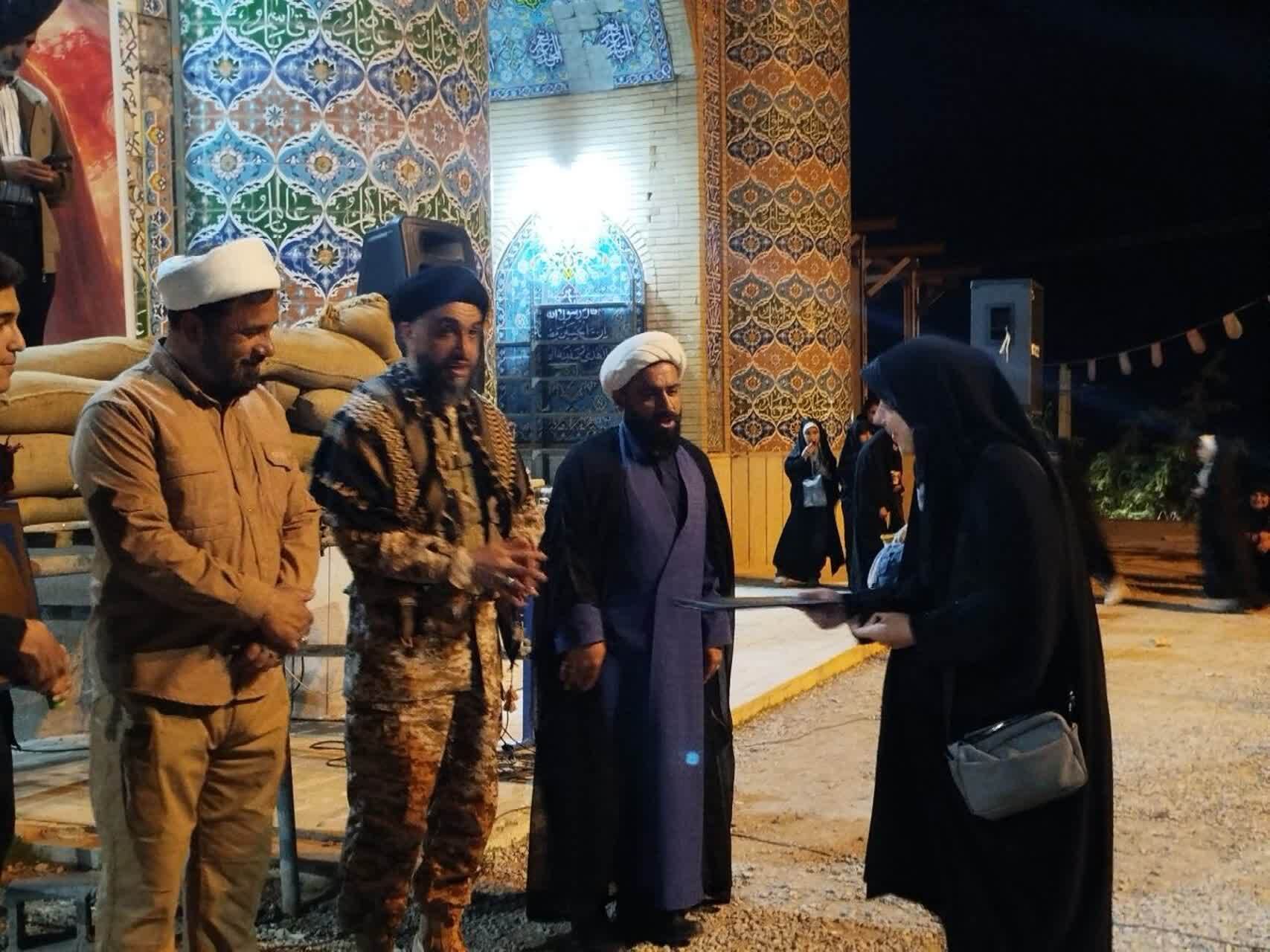 تجلیل از مدیران عقیدتی سیاسی ناحیه مقاومت بسیج دنا تجلیل از مدیران عقیدتی سیاسی ناحیه مقاومت بسیج دنا