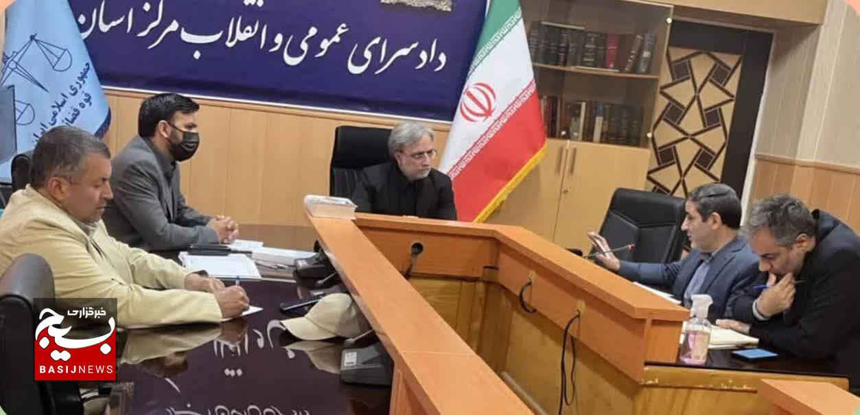 اولویت باید تأمین نیازهای اساسی مردم باشد/ برخورد قاطع با واحدهای اقتصادی و نانواییهای متخلف اولویت باید تأمین نیازهای اساسی مردم باشد/ برخورد قاطع با واحدهای اقتصادی و نانواییهای متخلف