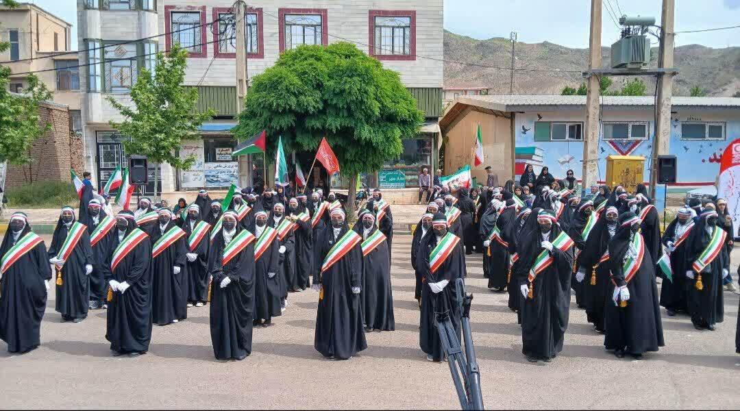 حضور خانواده‌ها در صحنه، نشانه بصیرت و آمادگی برای پاسداری از ارزش‌هاست