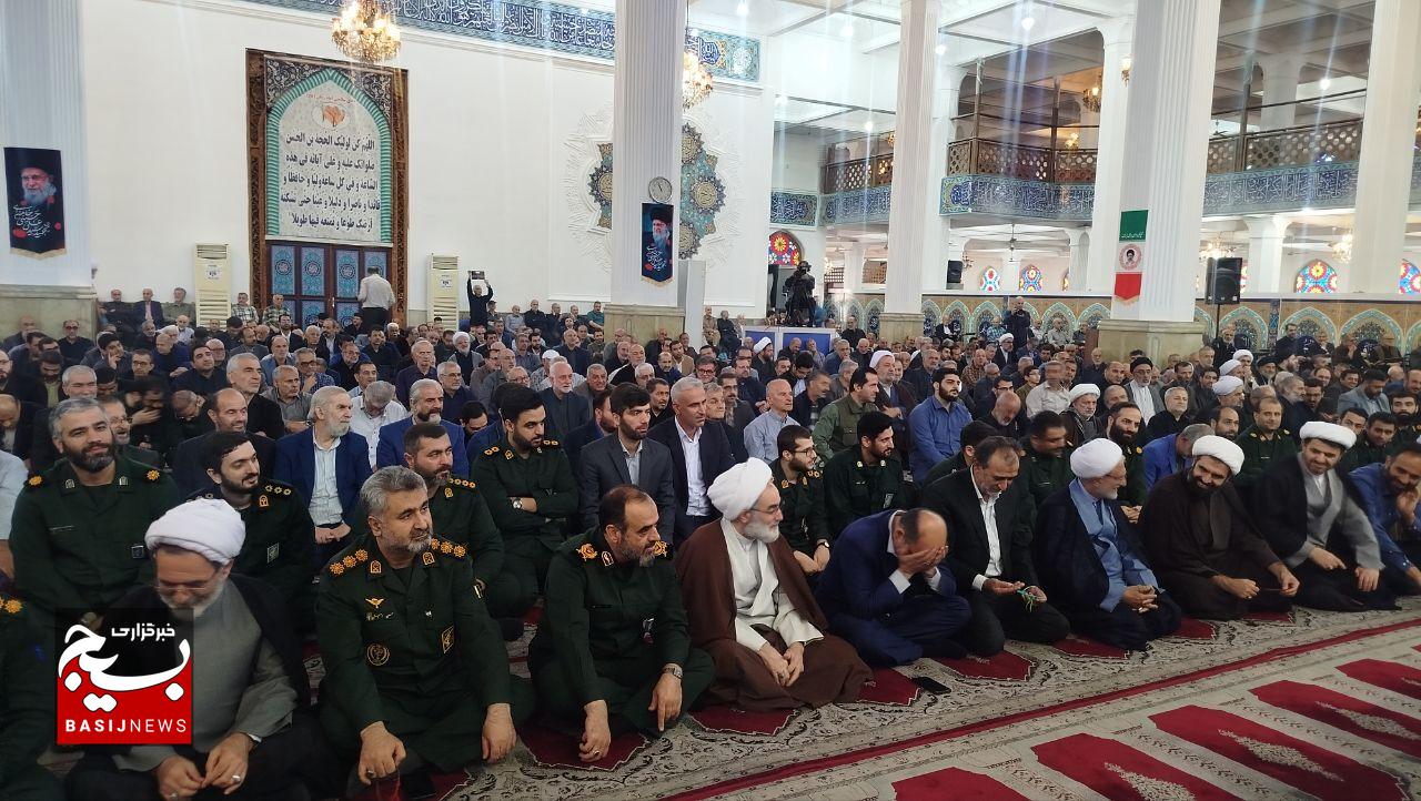 شهید رئیسی با جهاد خستگیناپذیر، ایران را به ریل درست بازگرداند شهید رئیسی با جهاد خستگیناپذیر، ایران را به ریل درست بازگرداند