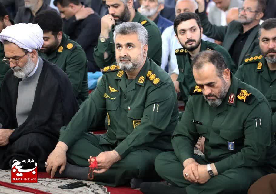 شهید رئیسی با جهاد خستگیناپذیر، ایران را به ریل درست بازگرداند شهید رئیسی با جهاد خستگیناپذیر، ایران را به ریل درست بازگرداند