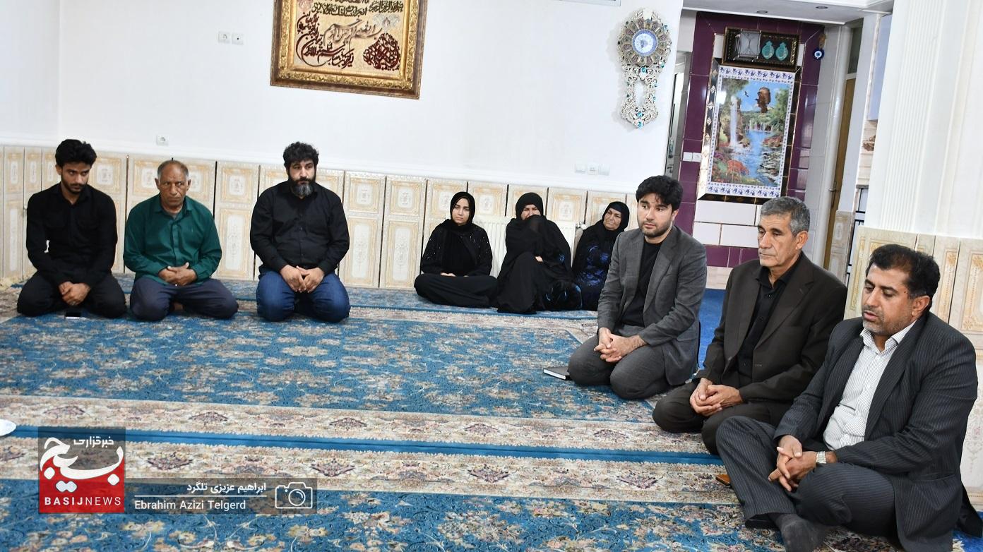 دیدار جانشین سپاه فتح با خانواده شهید علی کیانی در یاسوج