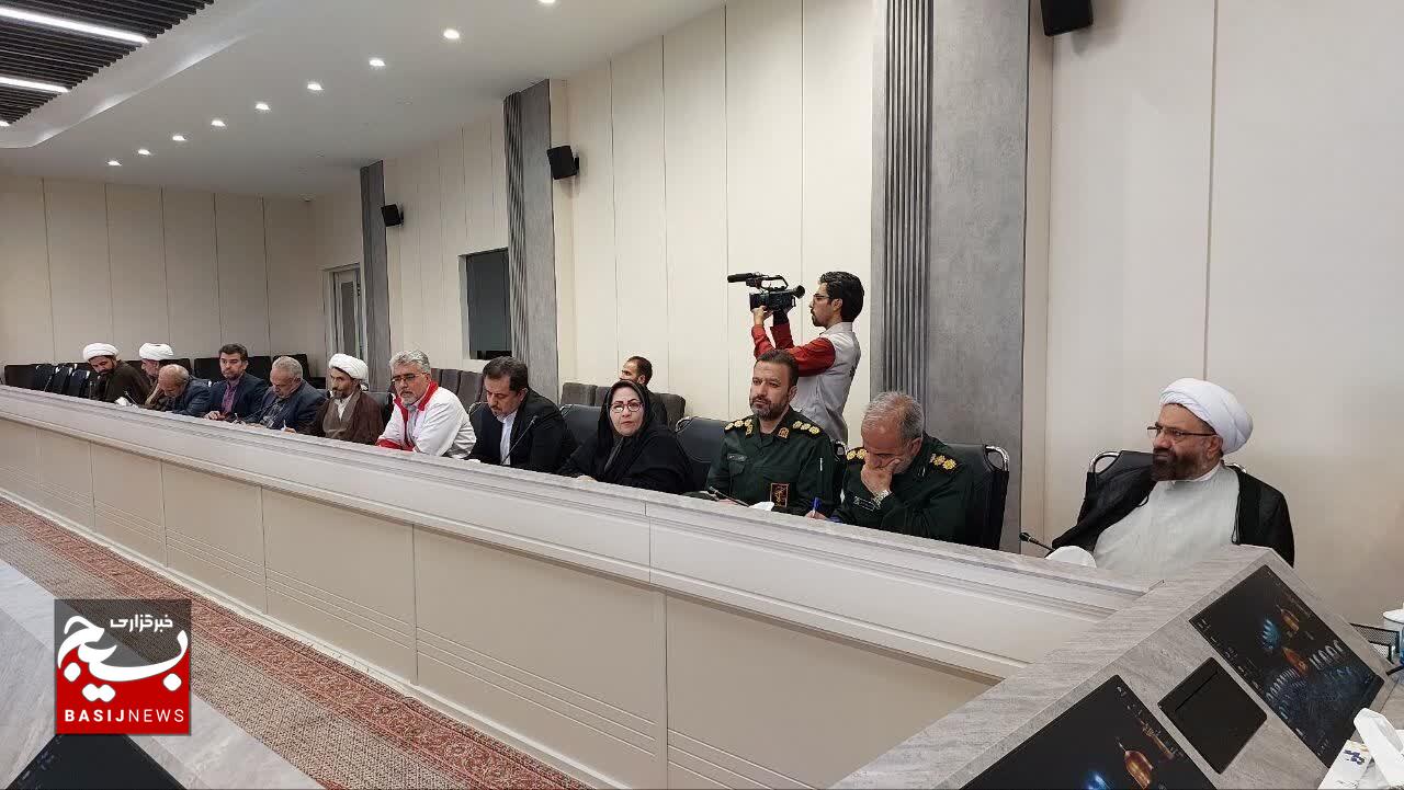 دیدار با خانواده شهدا اولویت دستگاههای اجرایی خراسان جنوبی دیدار با خانواده شهدا اولویت دستگاههای اجرایی خراسان جنوبی