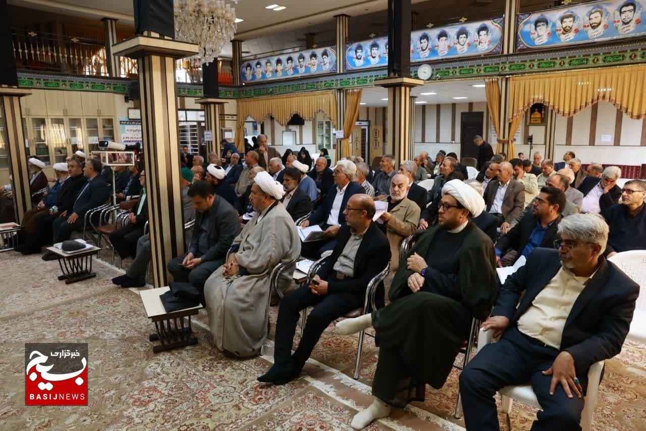 انجام ۱۴ میلیارد دلار مبادلات تجاری با کشور عراق در سال گذشته/ اجرای پویش کاشی حرم به نیابت از قائد شهید امت انجام ۱۴ میلیارد دلار مبادلات تجاری با کشور عراق در سال گذشته/ اجرای پویش کاشی حرم به نیابت از قائد شهید امت