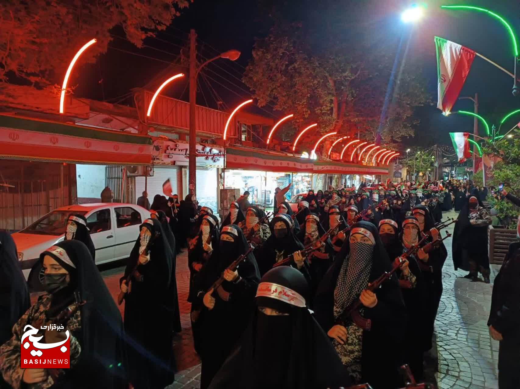 رژه بانوان فاطمی لاهیجان  در رزمایش « جان فدا »