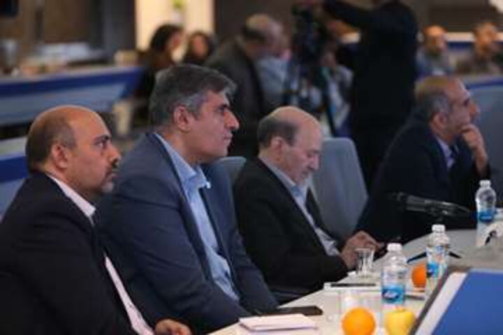تعامل دانشگاهها و نهادهای علمی با وزارت جهاد کشاورزی برای افزایش بهرهوری در بخش کشاورزی تعامل دانشگاهها و نهادهای علمی با وزارت جهاد کشاورزی برای افزایش بهرهوری در بخش کشاورزی