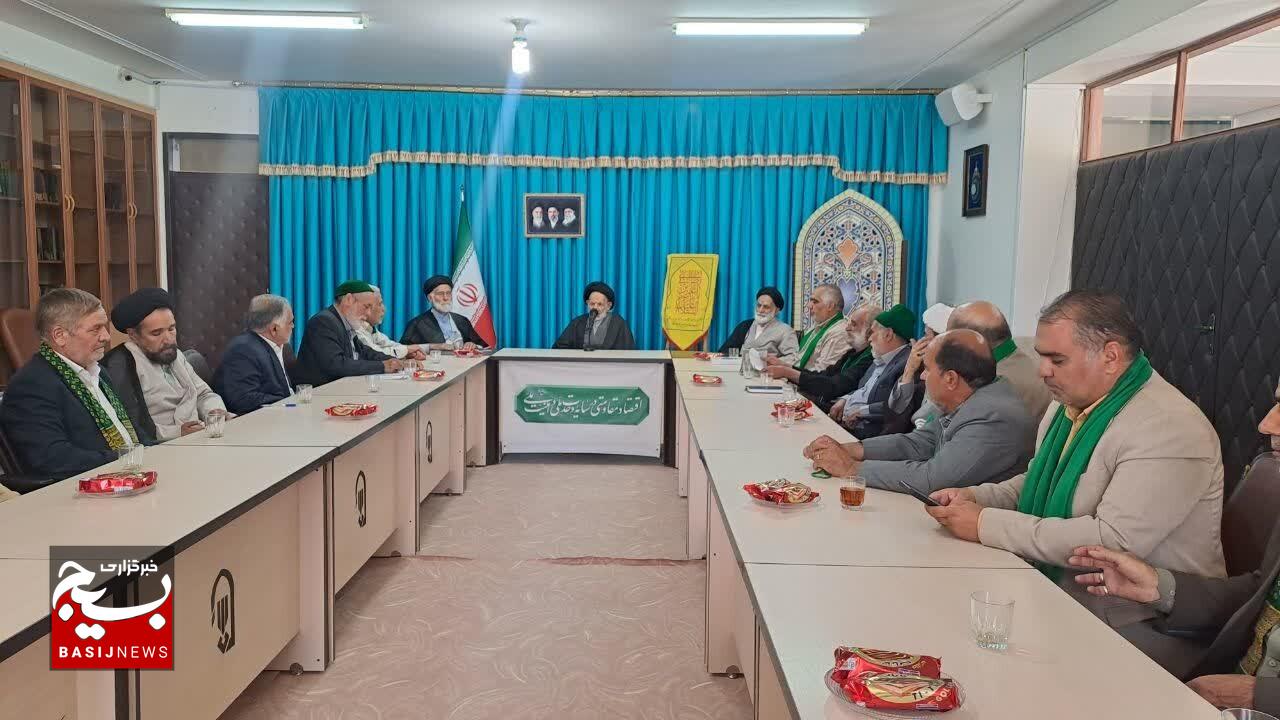 گسترش نسل سادات از مصادیق اعجاز سوره کوثر است