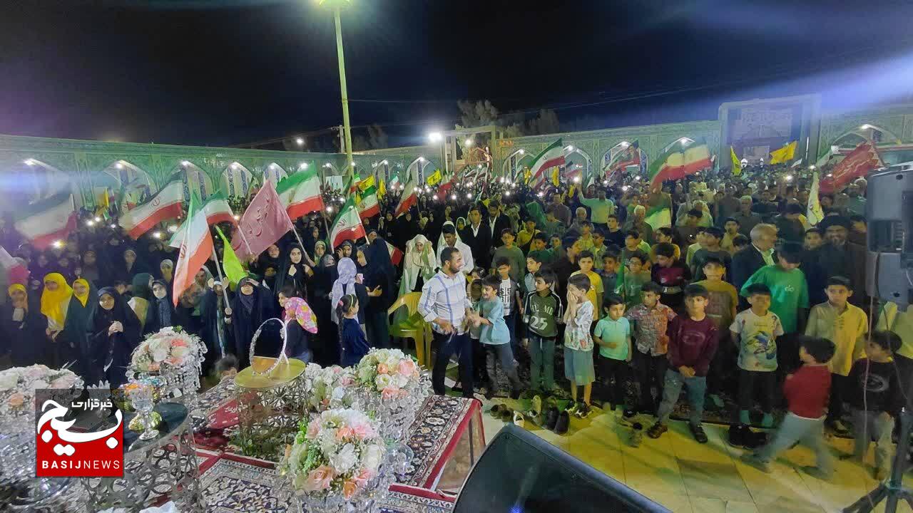 برگزاری جشن ازدواج زوج‌های جوان در نودوسومین شب میدان داری مردم انار +تصاویر