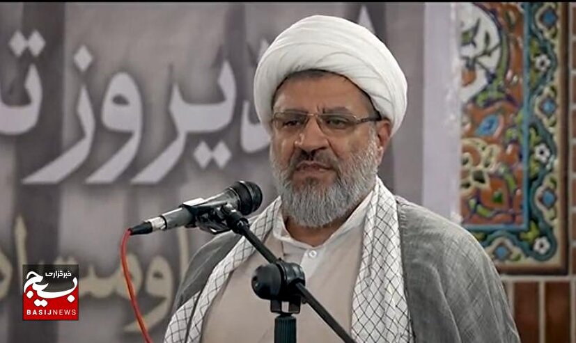 اگر شما دین خدا را حفظ نکنید خدا امت دیگری جایگزین خواهد کرد