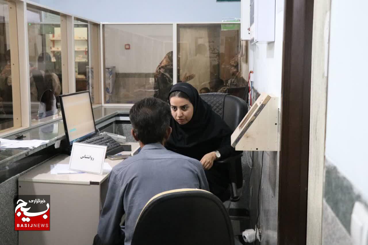 ارائه بیش از ۲۵۰ خدمت درمانی و مشاوره‌ای در اردوی جهادی «جنگل‌آباد»