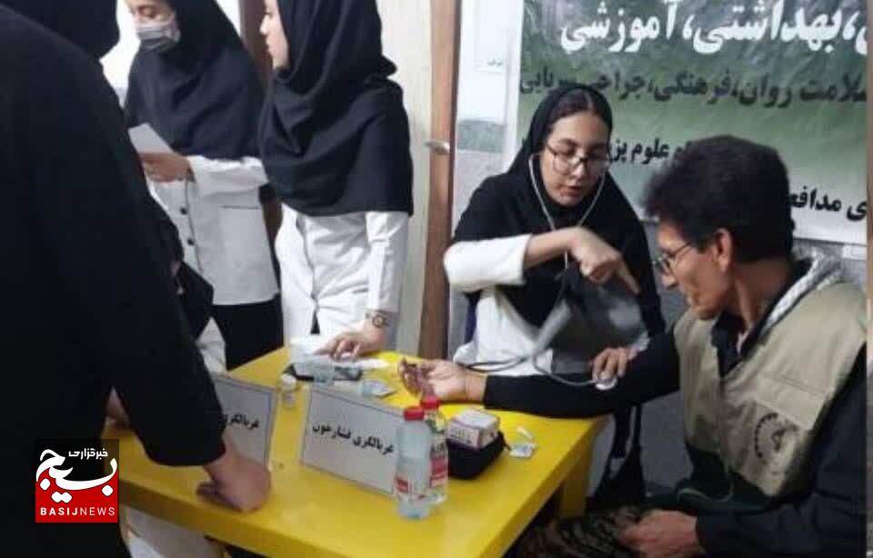 ارائه بیش از ۲۵۰ خدمت درمانی و مشاوره‌ای در اردوی جهادی «جنگل‌آباد»
