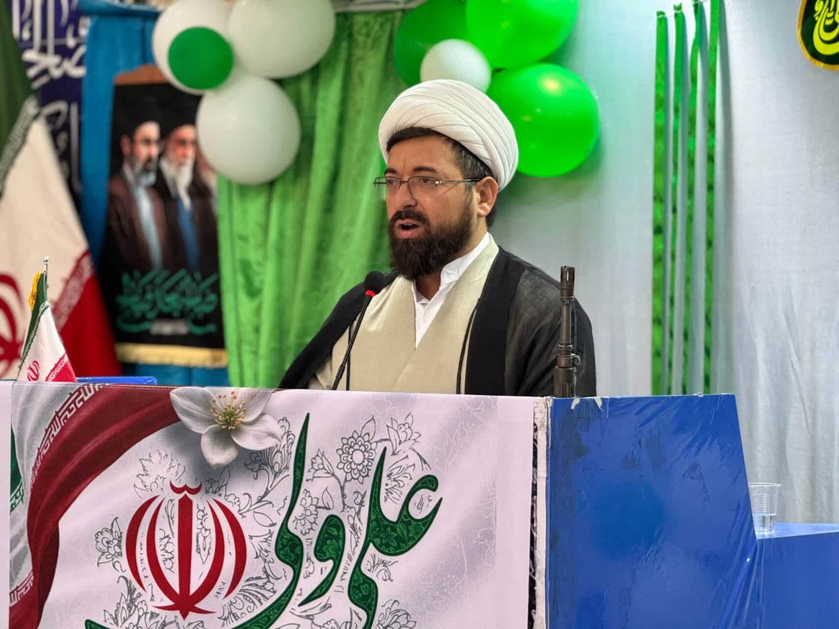 تأکید امام جمعه کرخه بر وحدت ملی