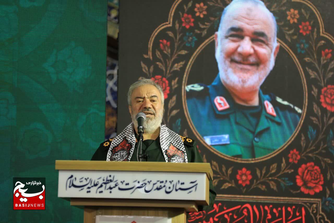 سردار فدوی: ایران در شرف پیروزی بزرگ بر شیاطین و خبیثان عالم است سردار فدوی: ایران در شرف پیروزی بزرگ بر شیاطین و خبیثان عالم است