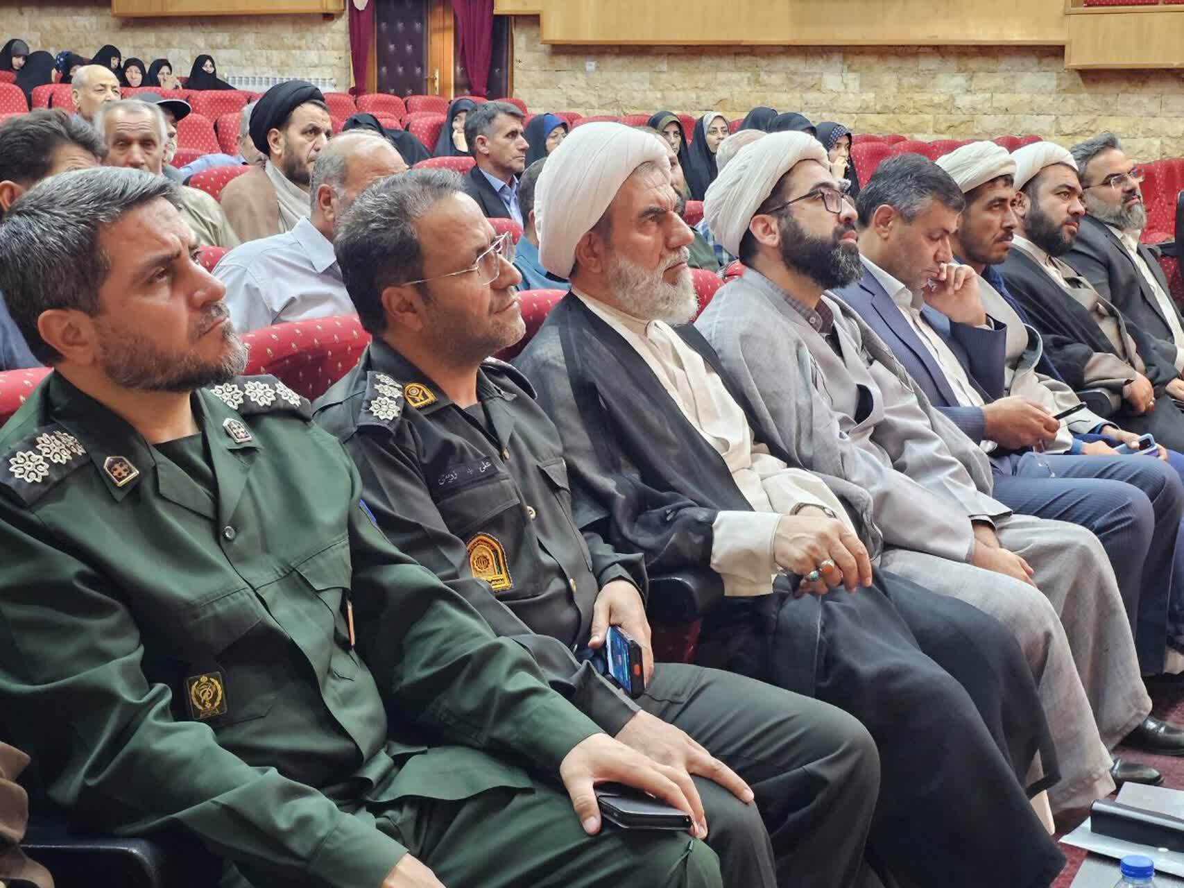 همایش «طلایهداران حسینی» در شهر بوئین زهرا همایش «طلایهداران حسینی» در شهر بوئین زهرا