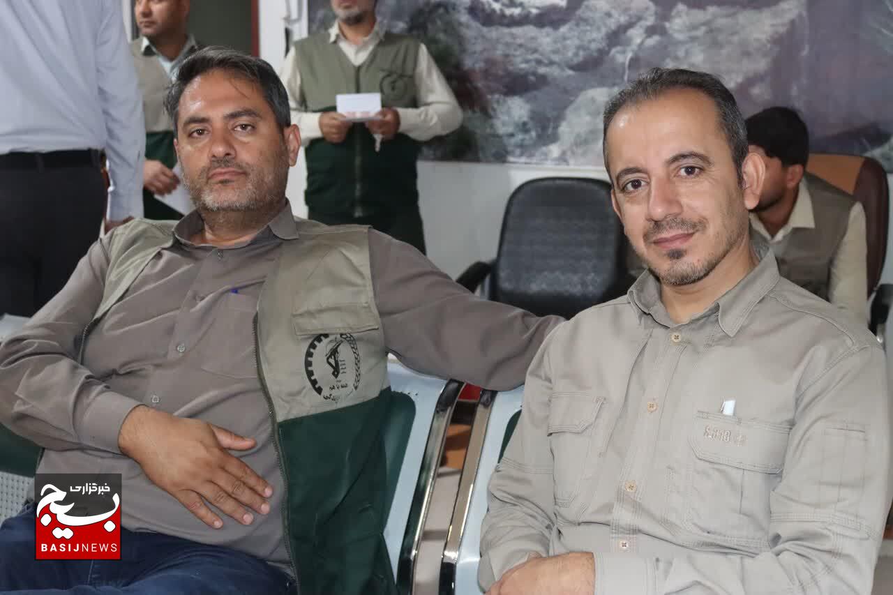 اقدام جهادی کارکنان بسیج سازندگی سپاه فتح کهگیلویه و بویراحمد در طرح اهدای خون