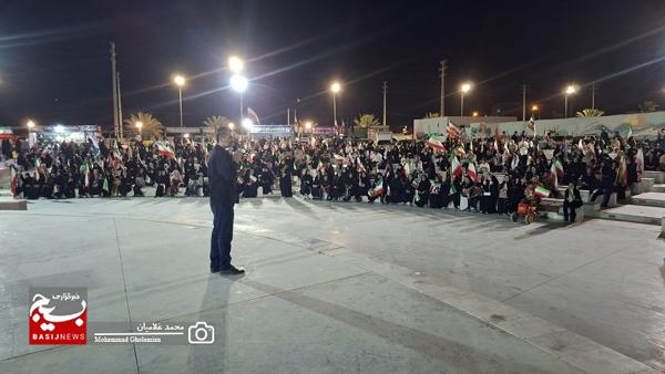 ایران هنوز وارد «نبرد عاشورایی» نشده است/ ملّت ایران در جنگ اراده‌ها خیابان را حفظ کردند