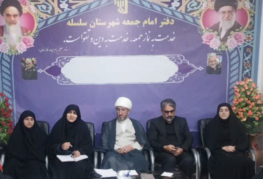 بانوان، محور جهاد تبیین و ستون استحکام خانواده و جامعه