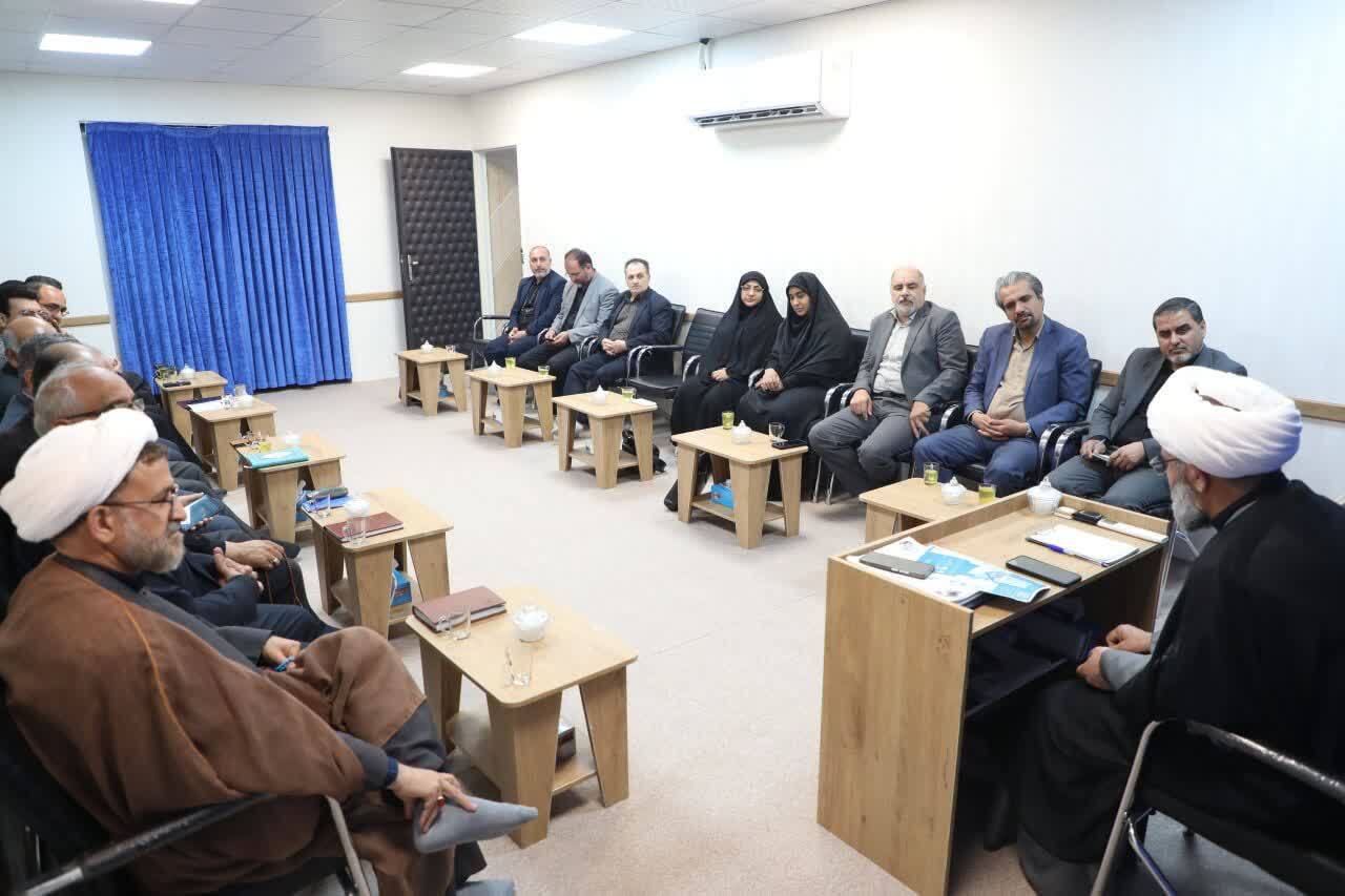 تأکید نماینده ولیفقیه در سمنان بر تقویت کرسیهای آزاداندیشی و دیپلماسی فرهنگی در دانشگاهها تأکید نماینده ولیفقیه در سمنان بر تقویت کرسیهای آزاداندیشی و دیپلماسی فرهنگی در دانشگاهها